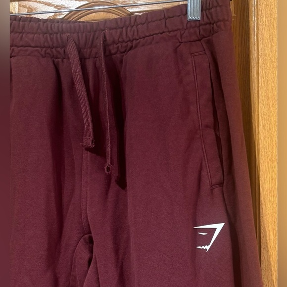 Gymshark Maroon Crest Joggers Sweatpants Small - Picture 2 of 6